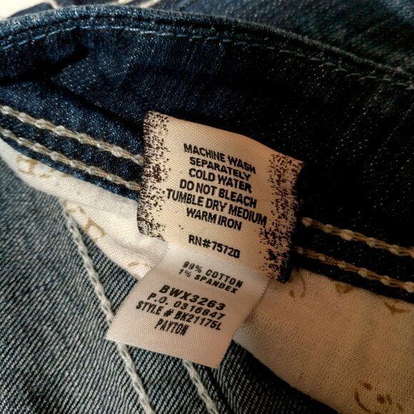 BKE Denim Payton Jeans Women 32L Dark Wash Blue Pants Whiskered White Stitching - Picture 6 of 16